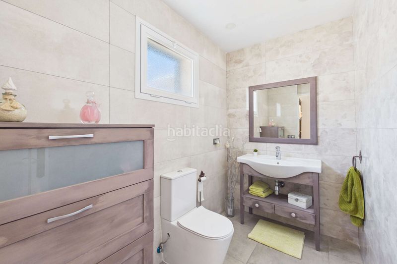 Foto c9dd3378-a34f-4978-9f39-99d0c885df60. Casa amb calefacció aparcament a Peguera Calvià