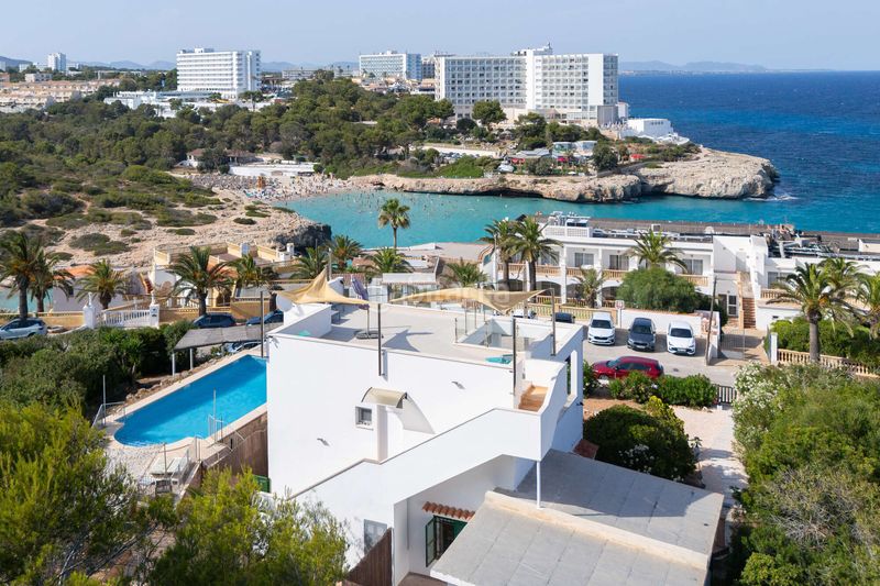 Foto dfd82c0b-ffd5-436d-8f80-a2d3e6c5c463. Casa amb aparcament a Cala Murada Manacor
