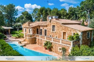 Maison à Costa dels Pins. Costa de los pinos villa mallorquina con acceso al mar y etvobj.