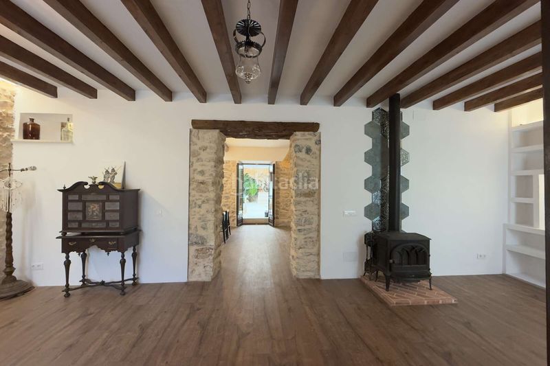 Foto b84c7c46-1044-4ccc-92e2-a3f075d8c3f8. Casa amb calefacció a Artà poble Artà