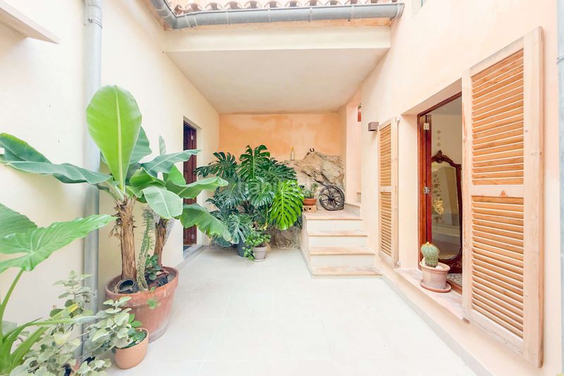 Foto f8540d03-b779-415f-8a52-1766f39a406f. Casa amb calefacció a Artà poble Artà