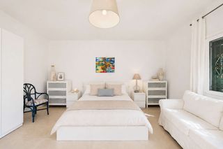 Location Rez-de-chaussée à Cala Murada. Una joya mediterránea exclusivo piso en planta baja situado just