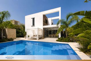 Casa in Cala Murada. Una vivienda de la que te enamorarás elegancia, luz y estilo de