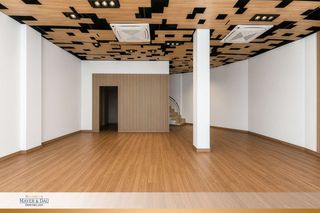 Rent Office space in Ciutat d´Alcúdia. Atractivo local comercial en una ubicación privilegiada en alcúd