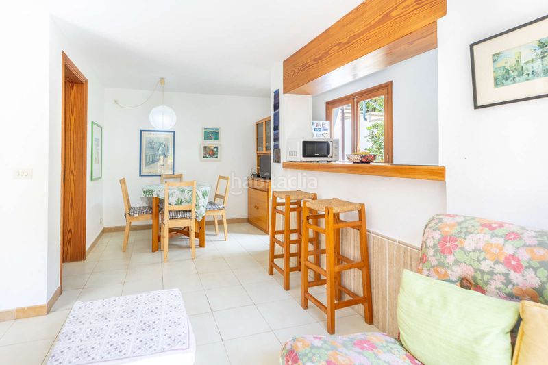 Foto 2b5360f8-ddbd-4d25-8910-8c3bda9d644b. Casa aparellada amb calefacció aparcament a Cala Sant Vicenç Pollença