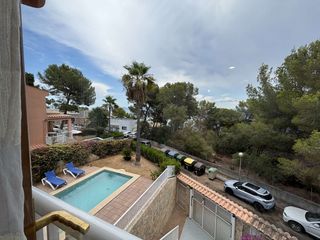 Affitto Casa a schiera in Port d´Alcúdia-Platja dÁlcúdia. Vivienda exclusiva con impresionantes vistas al mar, de septiemb