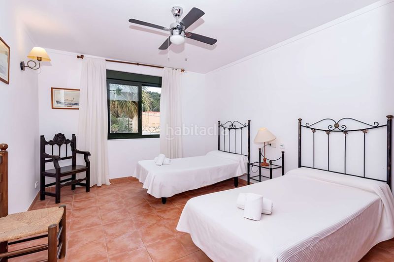 Foto dda3a2d5-5a60-42d6-a454-3054de6dc3b4. Casa adossada a Cala Sant Vicenç Pollença
