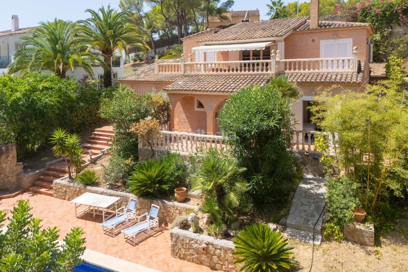 Foto 2b302595-b868-4f01-83b5-f8739570dc51. Casa amb aparcament a Costa de la Calma Calvià
