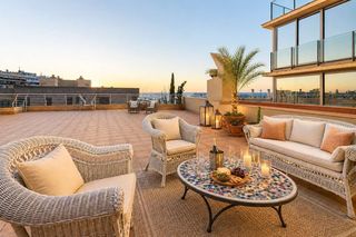 Piso en Cort. Palma apartamento con terraza de primera categoría, piscina comu