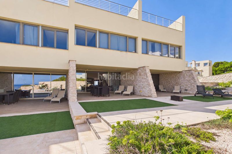 Foto b5433937-b14c-499b-984d-45b9aa54dff1. Casa adossada amb aparcament a Cala Ratjada Capdepera