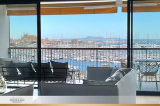 Flat in Son Armadams. Palma elegante ático en primera línea de mar con vistas a la cat