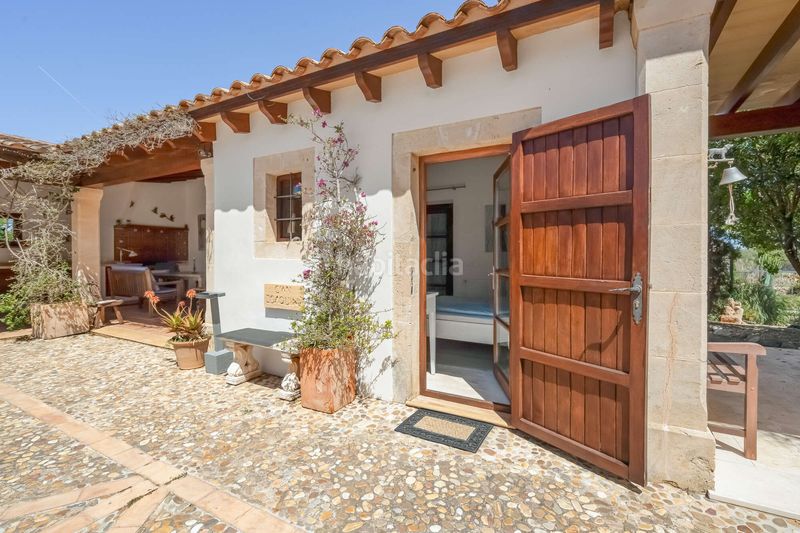 Foto bbb81222-e670-466d-b745-f6e1489eb7e9. Masia amb calefacció aparcament a Portocolom Felanitx