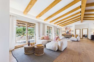 Masía en Capdepera Poble. Capdepera el lujo redefinido  exclusiva finca de nueva construcc