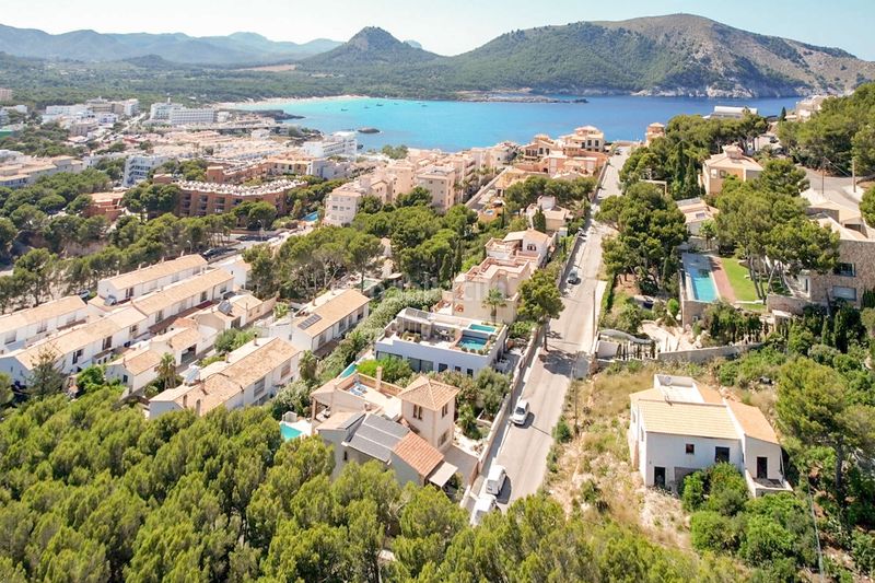 Foto 9710e267-9391-4911-9fa2-3b43006658be. Casa amb aparcament a Cala Ratjada Capdepera