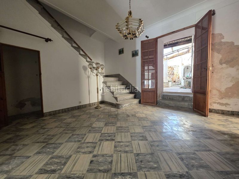 Foto 1d53225c-daed-4691-82d5-0e18a4c8ef67. Casa amb aparcament a Muro