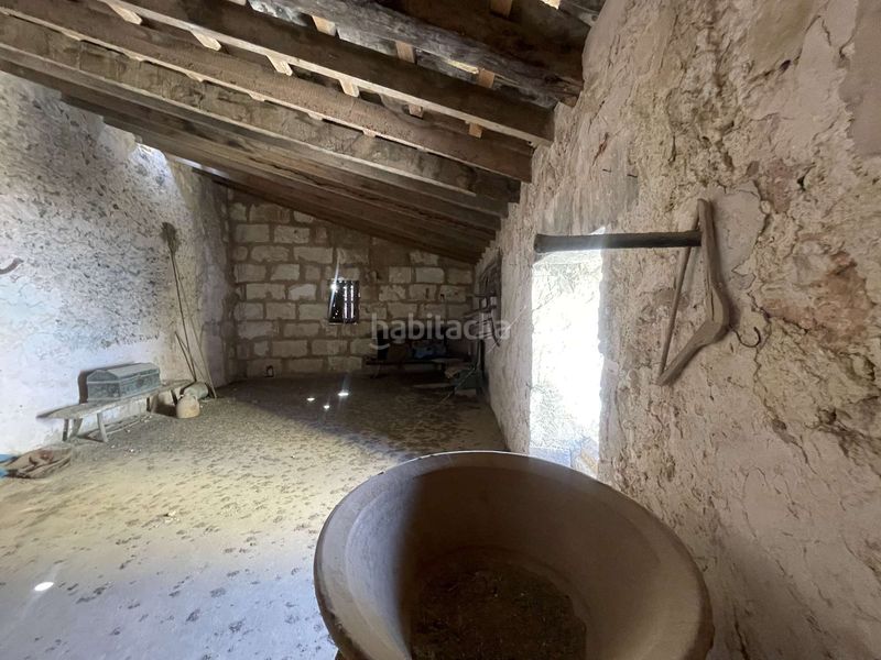 Foto 7305d708-6a81-4f4b-bfc0-46a4a7286e5f. Casa amb aparcament a Muro