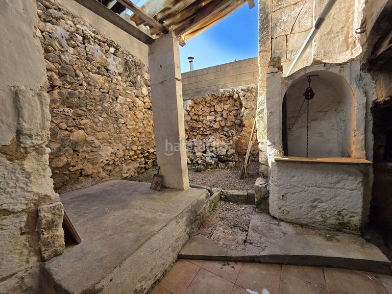 Foto f8b3d512-61e1-4053-b347-b4ff95ccf173. Casa amb aparcament a Muro