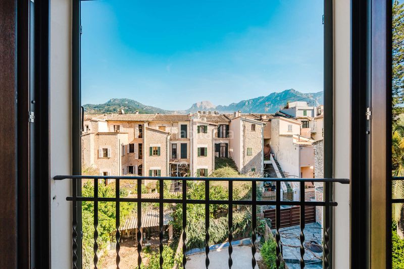 Foto 0b81add0-d328-492c-bbca-16ee70646dbb. Casa amb calefacció aparcament a Sóller