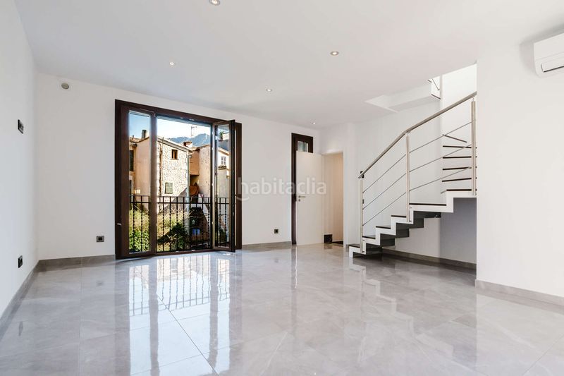 Foto 267b62a2-f259-447f-a17e-f0819170115b. Casa amb calefacció aparcament a Sóller