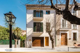 House in Sóller. Soller adosado de nueva construcción de alta calidad con vistas