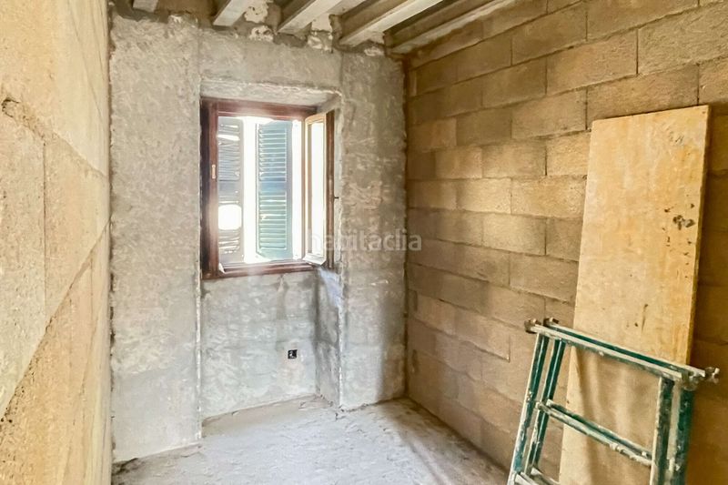 Foto bd255bc9-75af-4db9-8920-cbc019d098c1. Casa amb aparcament a Artà poble Artà
