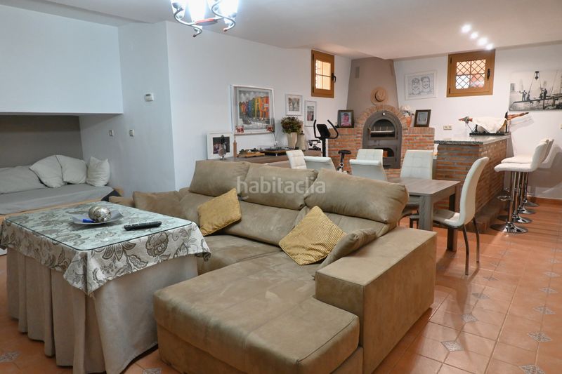 Foto 430325fd-801f-4dba-8f8d-8791214212c0. Casa bifamiliare in calle tiziano 15 in San Francisco - El Chorrillo Gabias (Las)