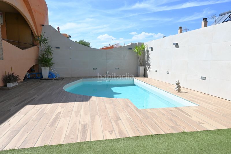 Foto 7514cbcd-429d-4071-a9dd-f087daa94105. Casa bifamiliare in calle tiziano 15 in San Francisco - El Chorrillo Gabias (Las)