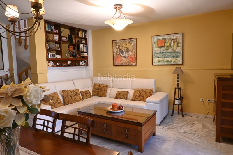 Foto abd5b0ca-96d5-4d41-a92a-a0245e0d697e. Casa bifamiliare in calle tiziano 15 in San Francisco - El Chorrillo Gabias (Las)