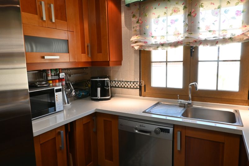 Foto bc3b6b4e-e9f6-4cf1-b29e-3258923d21db. Casa bifamiliare in calle tiziano 15 in San Francisco - El Chorrillo Gabias (Las)