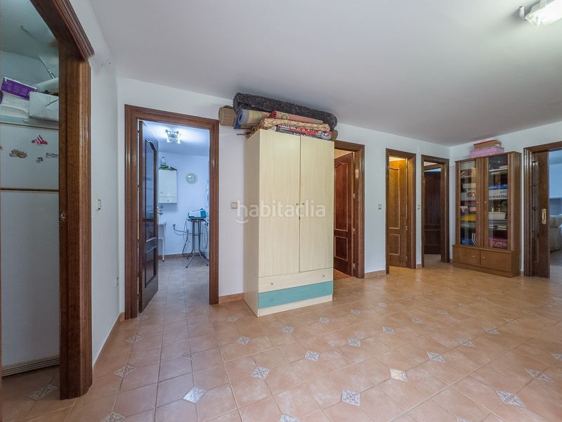 Foto bd5c7a74-4211-4c61-bd90-3b6804aa1d9b. Casa bifamiliare in calle tiziano 15 in San Francisco - El Chorrillo Gabias (Las)