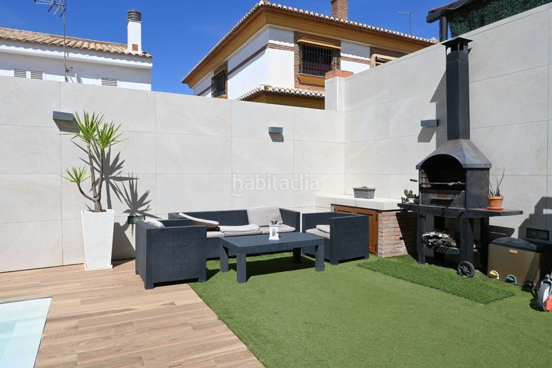Foto d45b2f72-5966-4342-b0dd-db945ede1a83. Casa bifamiliare in calle tiziano 15 in San Francisco - El Chorrillo Gabias (Las)