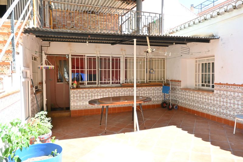 Foto 0bab8e05-7be1-46ed-9cf8-3b663e4b19ad. Casa adossada a calle huesca 38 a Avda. De los Ogíjares Armilla