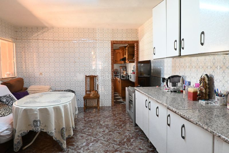 Foto c5802ac1-e567-4854-866c-9617a11cdbe0. Casa adossada a calle huesca 38 a Avda. De los Ogíjares Armilla
