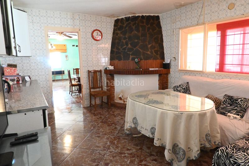 Foto edf90703-cbbb-460e-991e-160bec58beda. Casa adossada a calle huesca 38 a Avda. De los Ogíjares Armilla