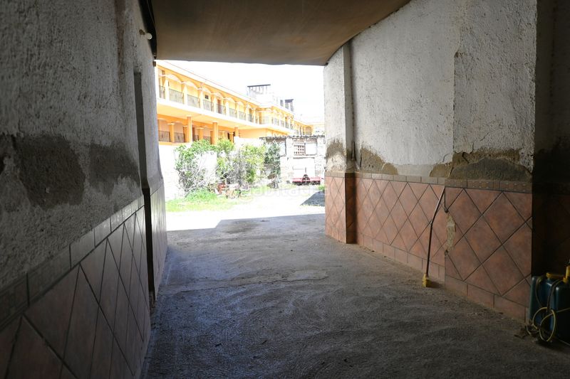 Foto 8d7cb3bd-8f1b-4707-bc35-bffbe3eadf01. Casa a schiera in calle san ramón 116 in Casco Histórico Churriana de la Vega
