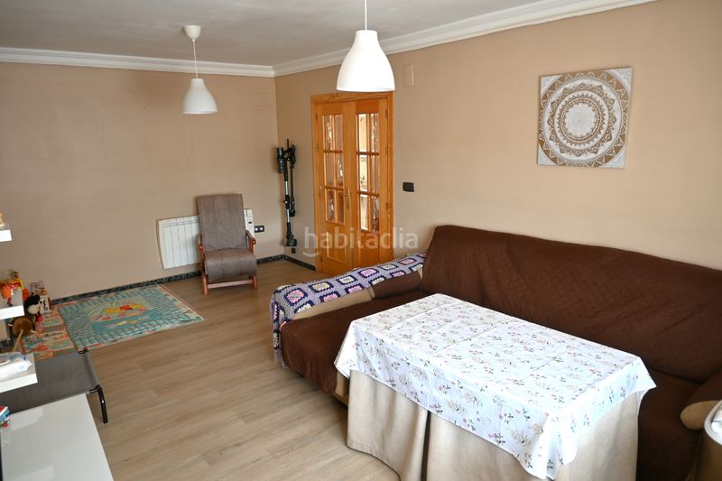 Foto 1ef2df81-4630-479f-b87e-ec47df4c8c37. Casa adossada a calle arrayanes 30 a Híjar Gabias (Las)