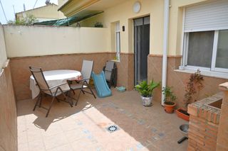 Maison jumelée  Calle arrayanes 30. Se vende casa adosada en esquina en híjar - las gabias