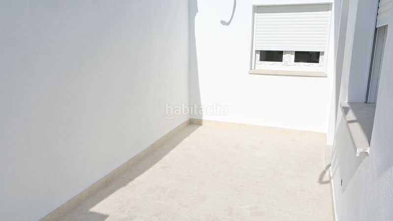 Foto 1add28bd-5be6-460e-ab5c-663563fd6842. Maison dans calle juan de la cierva 5 dans Parque de San Roque Churriana de la Vega