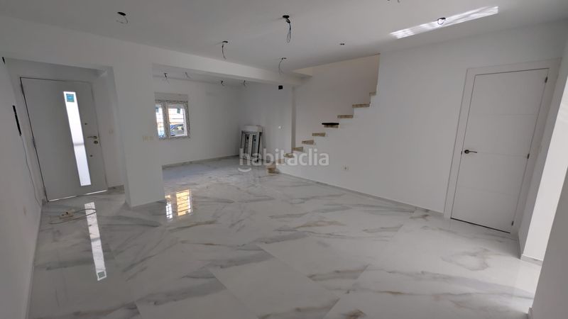 Foto 439d2f3f-ea60-4628-a790-169dd52856c7. Maison dans calle juan de la cierva 5 dans Parque de San Roque Churriana de la Vega