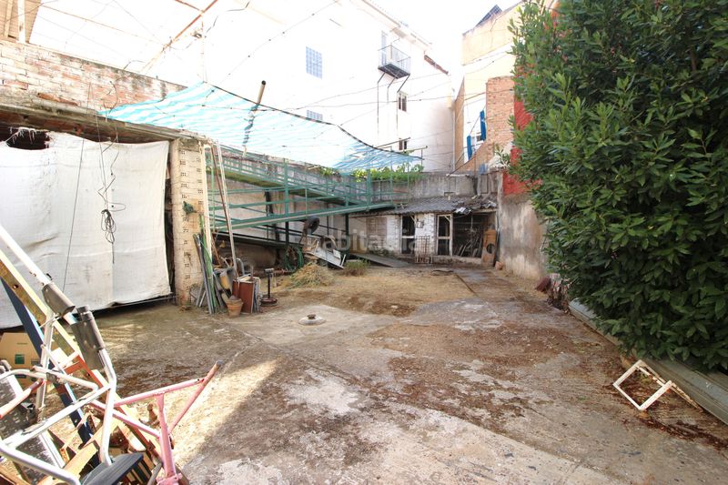 Foto ff7aeab9-aed7-421f-9edd-d813e242bcd5. Edifici a calle granada 23 a Avda. De los Ogíjares Armilla