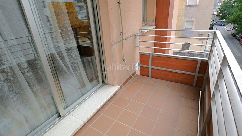 Foto 0357e1a1-c041-4060-b56f-17cfd6bb1155. Piso en calle covadonga 6 se vende piso de dos dormitorios con balcón en el zaidín en Granada