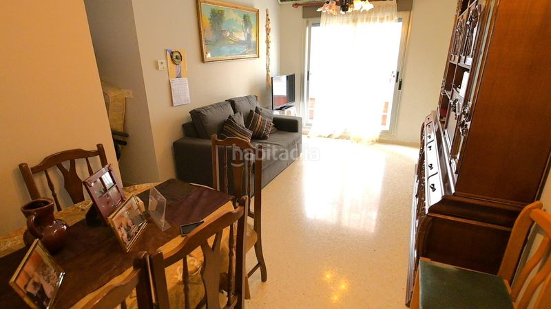 Foto 113888f0-0b2a-40a3-8c1b-2b3b278a1d70. Piso en calle covadonga 6 se vende piso de dos dormitorios con balcón en el zaidín en Granada