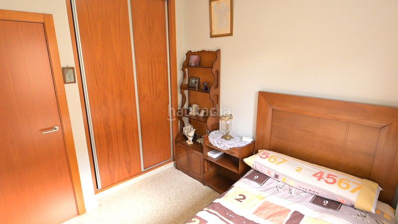 Foto 7ccb922f-d64d-45e8-9dac-62cee66abe6a. Piso en calle covadonga 6 se vende piso de dos dormitorios con balcón en el zaidín en Granada