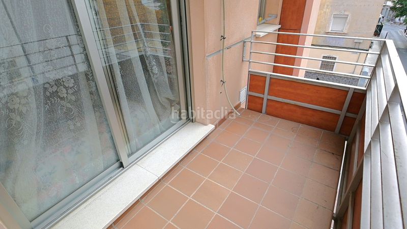 Foto c2034136-d1e2-4d20-80f6-cec6b00ea658. Piso en calle covadonga 6 se vende piso de dos dormitorios con balcón en el zaidín en Granada
