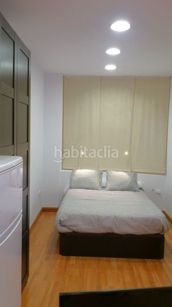Foto 816b67c1-9c3b-4f9d-8552-021b1e42aaf5. Piso en puerta real de españa 17 se venden dos pisos de uno y dos dormitorios en pleno centro en Granada