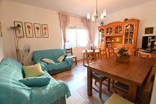 Apartament a Calle duque de rivas 39. Se vende apartamento en primera línea de playa en torrenueva cos