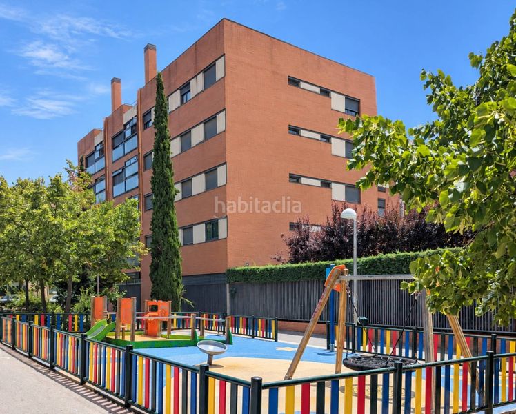 Foto 82cc83ac-75e4-4c33-90fe-e6a47513e868. Pis amb calefacció aparcament piscina a Montecarmelo Madrid
