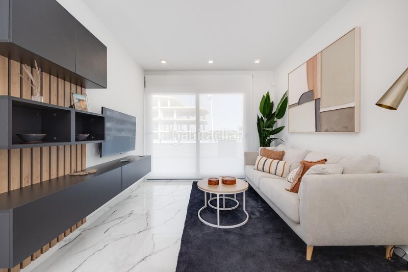 Foto 42d690e7-7405-4aed-af55-4ac1ebc125f4. Àtic amb piscina a San Miguel de Salinas