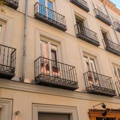 Apartment en Sol. Vivienda de dise�o en el barrio de las letras  exterior, 2 dorm.