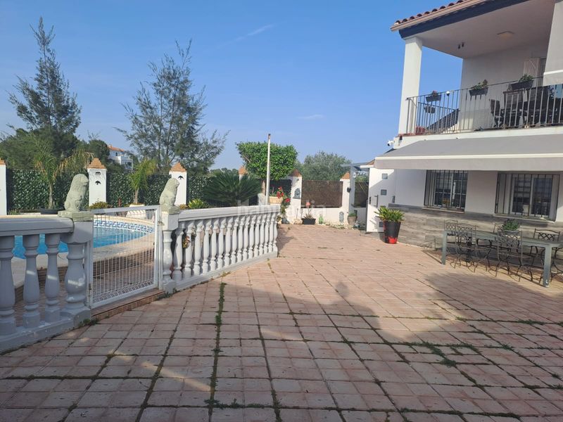 Foto 4de88bb0-2595-40e2-9581-af641ce5da3c. Xalet amb xemeneia calefacció aparcament piscina a Monserrat
